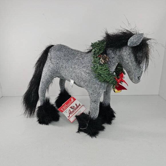 2012 Annalee Exclusive Christmas Mare Horse Plush Decor With Wreath Bell 10" - Picture 1 of 9